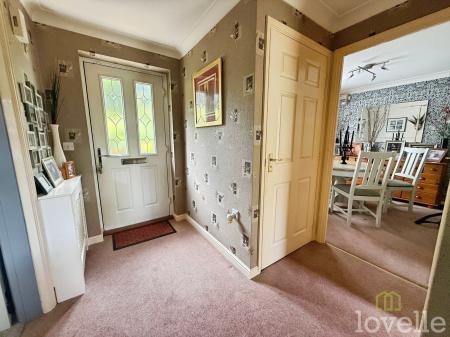 3 bedroom Detached house for sale in Privet Walk, Witham St Hughs, LN6