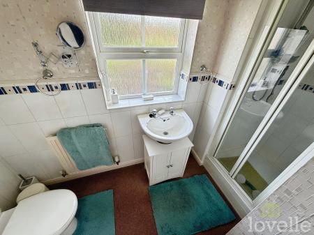 3 bedroom Detached house for sale in Privet Walk, Witham St Hughs, LN6