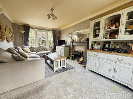 3 bedroom Detached house for sale in Privet Walk, Witham St Hughs, LN6