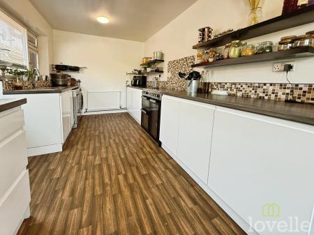 3 bedroom Bungalow for sale in Jaguar Drive, North Hykeham, LN6