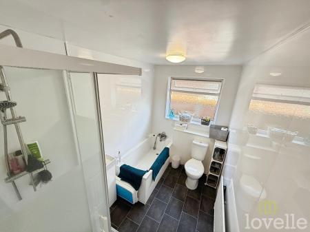 3 bedroom Bungalow for sale in Jaguar Drive, North Hykeham, LN6
