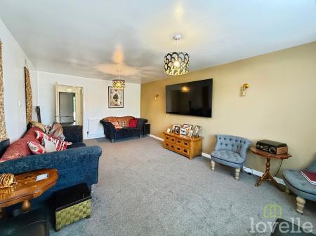 3 bedroom Bungalow for sale in Jaguar Drive, North Hykeham, LN6