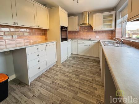3 bedroom Bungalow for sale in Wetherby Crescent, Lincoln, LN6