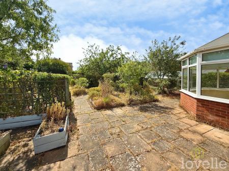 3 bedroom Bungalow for sale in Wetherby Crescent, Lincoln, LN6