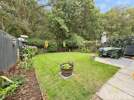 3 bedroom End of terrace house for sale in Pinewood Crescent, Lincoln, LN6