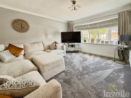4 bedroom Detached house for sale in Glenbank Close, Lincoln, LN6
