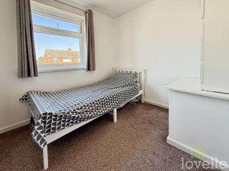 3 bedroom Semi-detached house for sale in Dore Avenue, North Hykeham, LN6