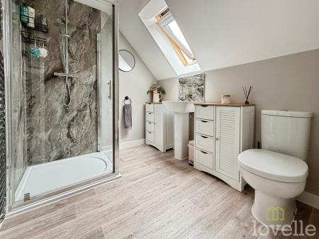 4 bedroom Semi-detached house for sale in Thistle Way, Witham St Hughs, LN6