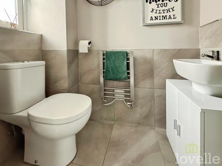 4 bedroom Semi-detached house for sale in Thistle Way, Witham St Hughs, LN6