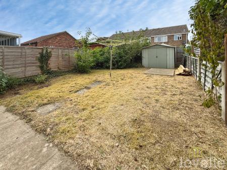 1 bedroom Terraced bungalow for sale in Ravensmoor Close, North Hykeham, LN6