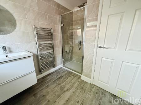 3 bedroom Detached bungalow to let in Garrick Close, Lincoln, LN5