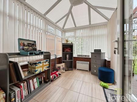 3 bedroom Detached house to let in Yarrow Way, Witham St. Hughs, LN6