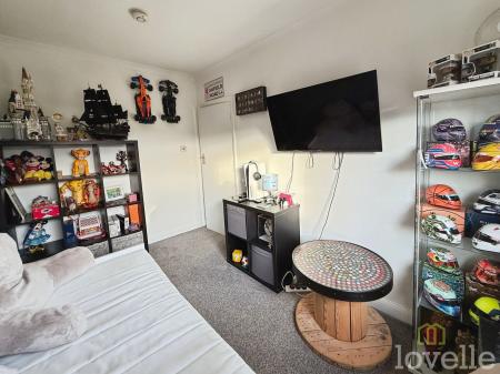 2 bedroom Semi-detached house for sale in Quorn Drive, Lincoln, LN6