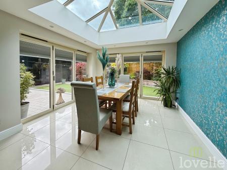 4 bedroom Detached house for sale in Ascot Way, North Hykeham, LN6