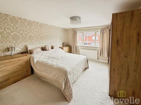 4 bedroom Detached house for sale in Ascot Way, North Hykeham, LN6
