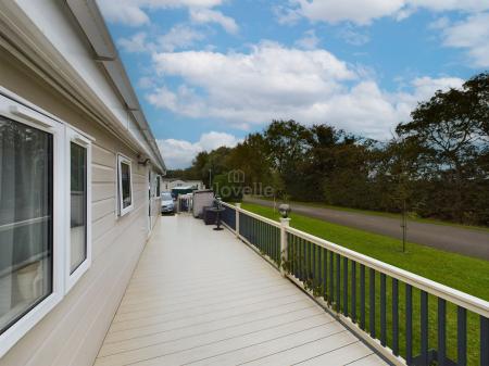 2 bedroom Park home for sale in Newark Road, Aubourn, LN5