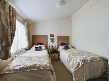 2 bedroom Park home for sale in Newark Road, Aubourn, LN5
