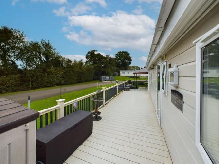 2 bedroom Park home for sale in Newark Road, Aubourn, LN5