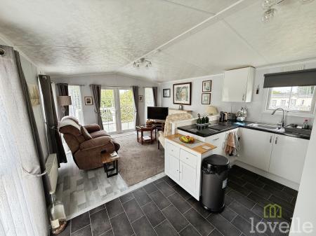 2 bedroom Park home for sale in Newark Road, Aubourn, LN5