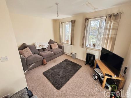 4 bedroom Terraced House for sale in Carnoustie Drive, Lincoln, LN6