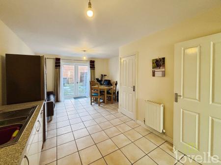 4 bedroom Terraced House for sale in Carnoustie Drive, Lincoln, LN6
