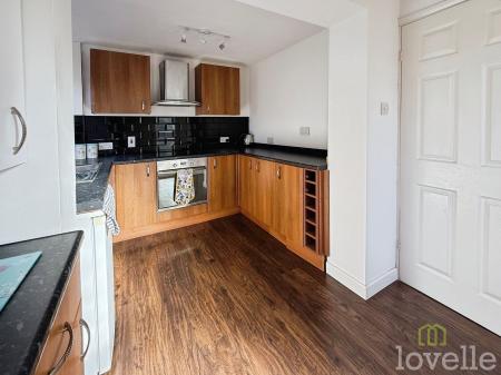 3 bedroom Semi-detached house for sale in Chestnut Road, North Hykeham, LN6