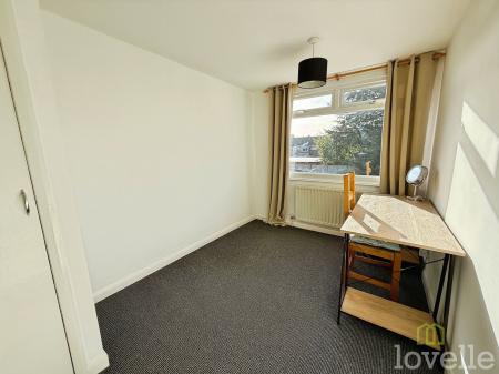 3 bedroom Semi-detached house for sale in Chestnut Road, North Hykeham, LN6