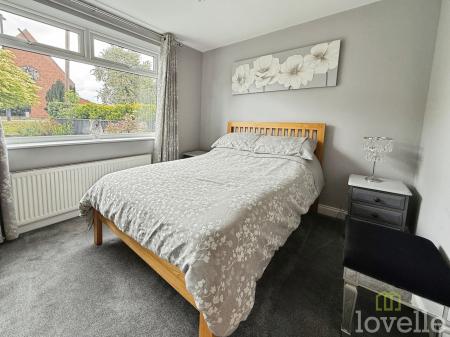 4 bedroom Bungalow for sale in Doddington Road, Lincoln, LN6