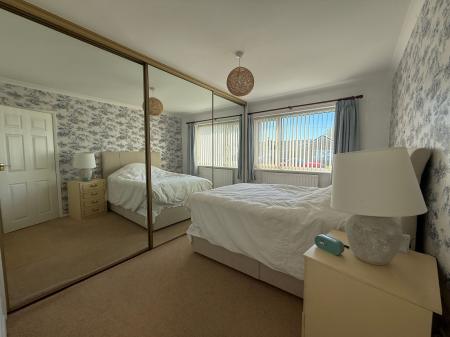 3 bedroom Detached bungalow for sale in Derwent Close, North Hykeham, LN6