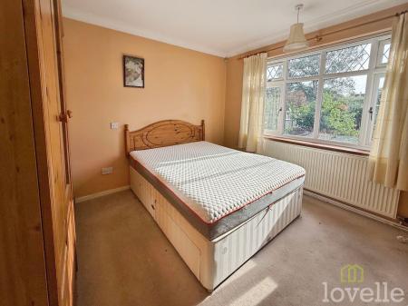3 bedroom Detached bungalow for sale in Grantham Road, Waddington, LN5