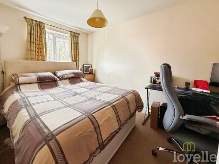 3 bedroom Semi-detached house for sale in Grandfield Way, North Hykeham, LN6