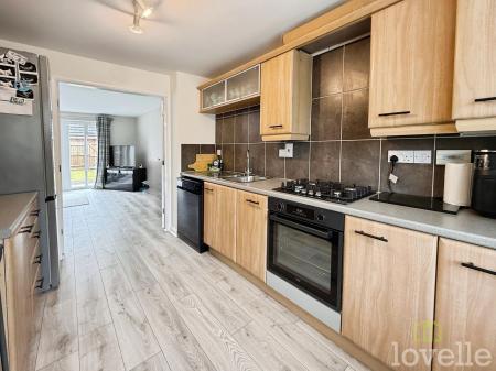 4 bedroom Terraced House for sale in Greenfinch Crescent, Witham St. Hughs, LN6