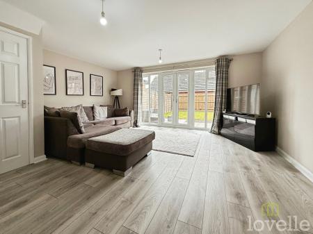 4 bedroom Terraced House for sale in Greenfinch Crescent, Witham St. Hughs, LN6