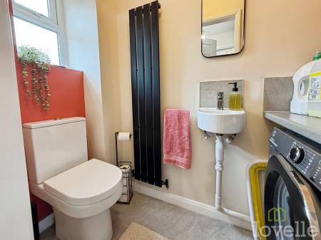 4 bedroom Terraced House for sale in Greenfinch Crescent, Witham St. Hughs, LN6