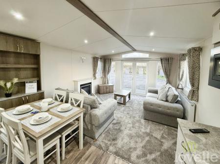 2 bedroom Park home for sale in Eagle Road, Spalford, NG23