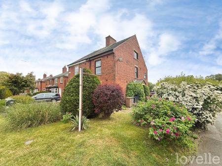 3 bedroom Semi-detached house for sale in Lincoln Road, North Hykeham, LN6