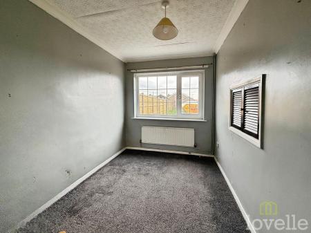 3 bedroom Terraced House for sale in Ravensmoor Close, North Hykeham, LN6