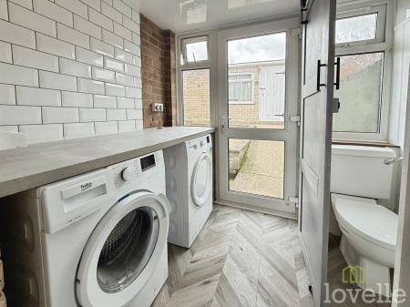 2 bedroom Terraced House for sale in Malvern Avenue, Washingborough, LN4