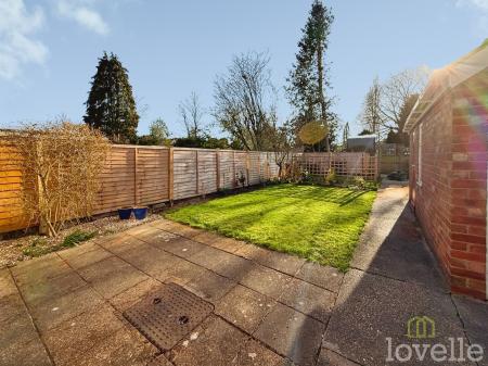 3 bedroom Semi-detached house for sale in St. Margarets Gardens, Lincoln, LN6