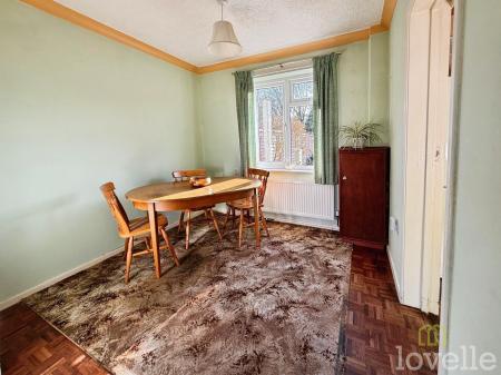 3 bedroom Semi-detached house for sale in St. Margarets Gardens, Lincoln, LN6