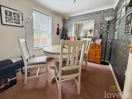 3 bedroom Detached house for sale in Privet Walk, Witham St. Hughs, LN6