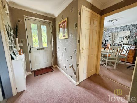 3 bedroom Detached house for sale in Privet Walk, Witham St. Hughs, LN6