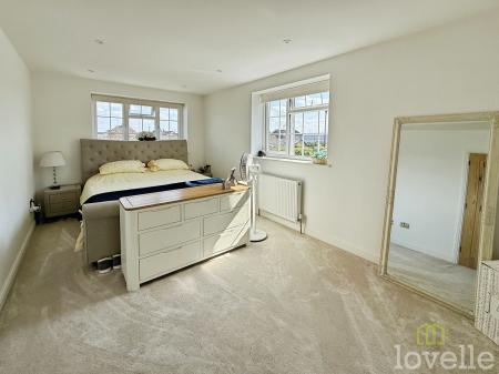 4 bedroom Detached house for sale in Glenbank Close, Lincoln, LN6