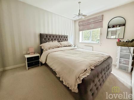 3 bedroom End of terrace house for sale in Pinewood Crescent, Lincoln, LN6