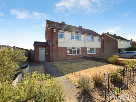Dore Avenue, North Hykeham, LN6