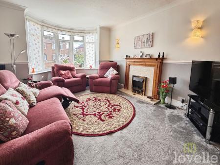 3 bedroom Semi-detached house for sale in Hainton Road, Lincoln, LN6