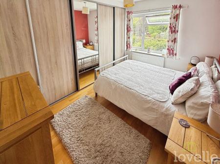 3 bedroom Semi-detached house for sale in Hainton Road, Lincoln, LN6