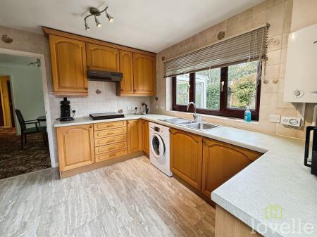 3 bedroom Detached bungalow for sale in Ashworth Close, Lincoln, LN6