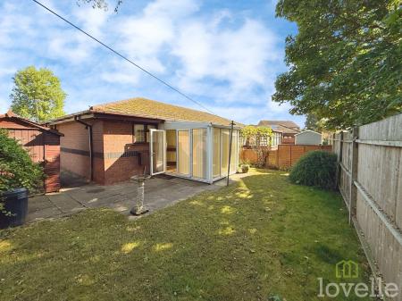1 bedroom Semi-detached bungalow for sale in St. Claires Court, Lincoln, LN6
