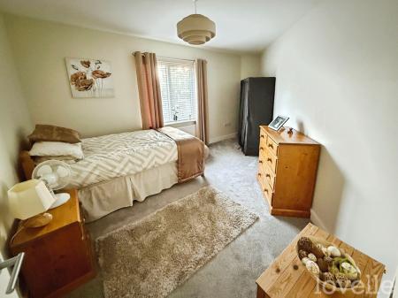 2 bedroom Flat for sale in Boultham Park Road, Home Grange Boultham Park Road, LN6